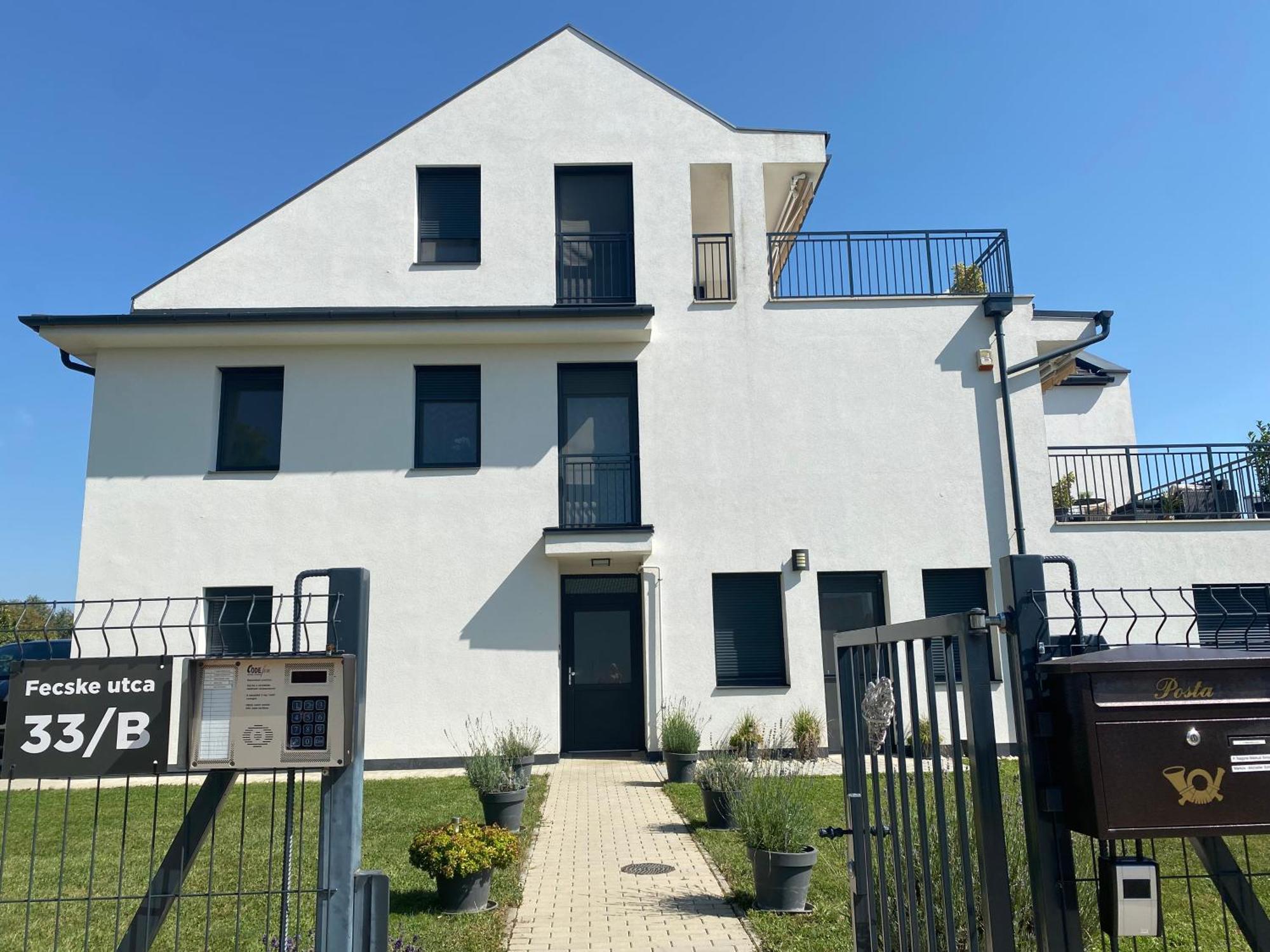 Fecskefészek Apartman Keszthely Exterior foto